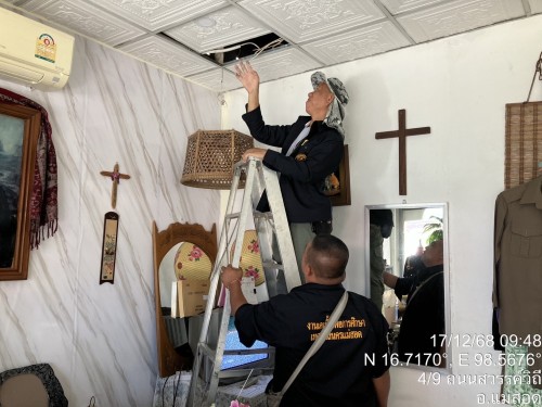 เจ้าหน้าที่กองยุทธศาสตร์และงบประมาณ ดำเนินการตามคำร้องขอติดตั้งเคเบิ้ลทีวี ชุมชนชุมพลพัฒนา