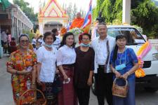 กิจกรรมบุญตักบตร และประพรมน้ำมนต์ ข้าวดอกไม้ เสริมสร้างสิริมงคลและขวัญกำลังใจให้แก่พุทธศาสนิกชนชาวอำเภอแม่สอด