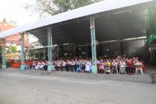 กิจกรรมบุญตักบตร และประพรมน้ำมนต์ ข้าวดอกไม้ เสริมสร้างสิริมงคลและขวัญกำลังใจให้แก่พุทธศาสนิกชนชาวอำเภอแม่สอด