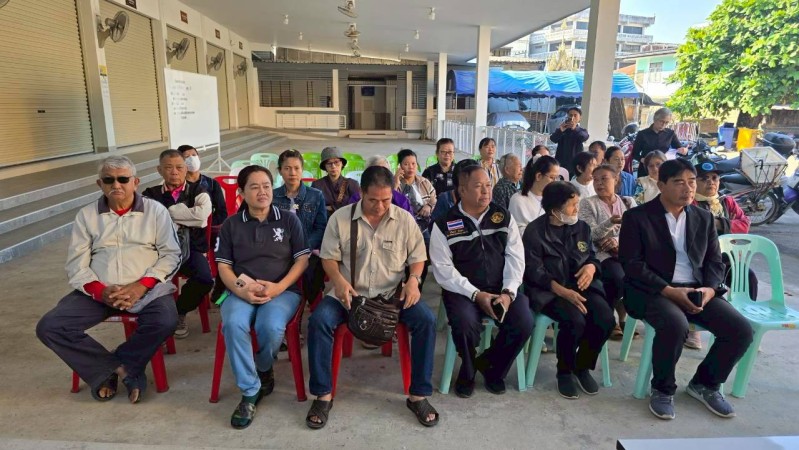 LINE_ALBUM_68.11.18 คก.จัดทำแผนชช.ชุมพลพัฒนา_251209_12