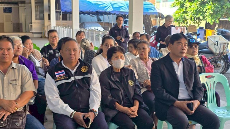 LINE_ALBUM_68.11.18 คก.จัดทำแผนชช.ชุมพลพัฒนา_251209_17