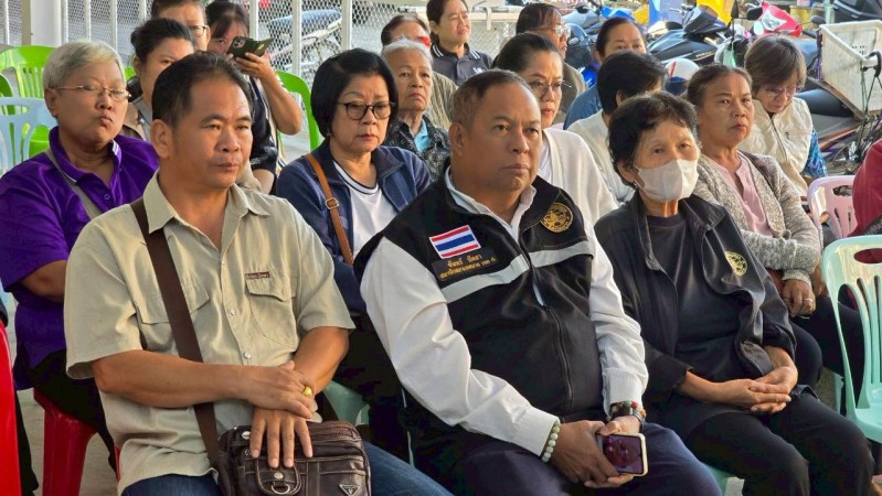 LINE_ALBUM_68.11.18 คก.จัดทำแผนชช.ชุมพลพัฒนา_251209_44