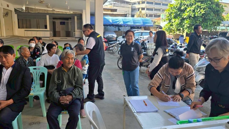 LINE_ALBUM_68.11.18 คก.จัดทำแผนชช.ชุมพลพัฒนา_251209_90