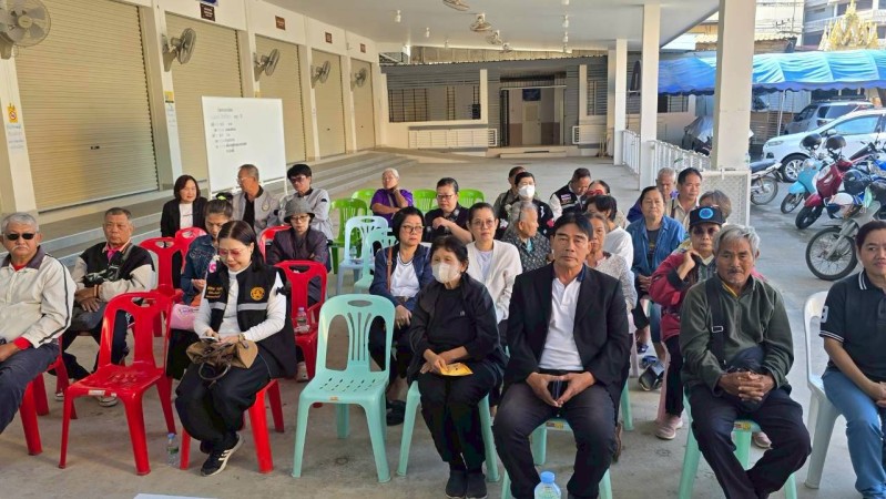 LINE_ALBUM_68.11.18 คก.จัดทำแผนชช.ชุมพลพัฒนา_251209_97