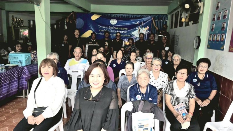 LINE_ALBUM_68.11.20 คก.จัดทำแผนชช.บัวคูณ_251126_8