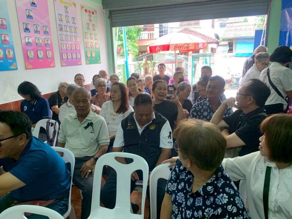 LINE_ALBUM_68.11.20 คก.จัดทำแผนชช.บัวคูณ_251126_19