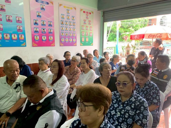 LINE_ALBUM_68.11.20 คก.จัดทำแผนชช.บัวคูณ_251126_25