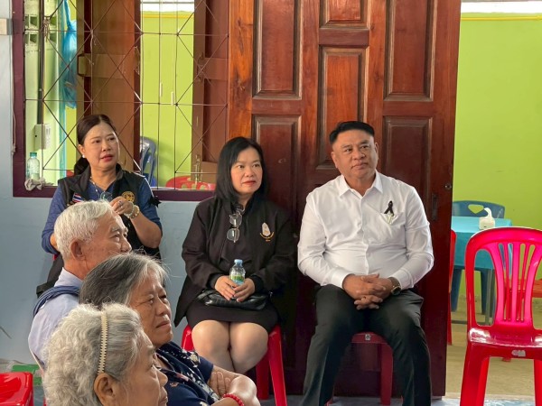 LINE_ALBUM_68.12.11 คก.จัดทำแผนชุมชนร่วมแรง_251211_10