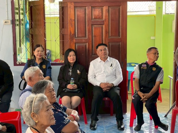 LINE_ALBUM_68.12.11 คก.จัดทำแผนชุมชนร่วมแรง_251211_13