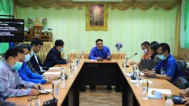 ร่วมประชุมตรวจสอบพื้นที่โครงการก่อสร้างสระว่ายน้ำชุมชนเทศบาลนครแม่สอด