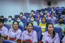 โครงการฝึกอบรมเชิงปฏิบัติการเพื่อพัฒนาเด็กและเยาวชนให้มีคุณธรรม จริยธรรม และทักษะทางสังคม