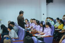 โครงการฝึกอบรมเชิงปฏิบัติการเพื่อพัฒนาเด็กและเยาวชนให้มีคุณธรรม จริยธรรม และทักษะทางสังคม