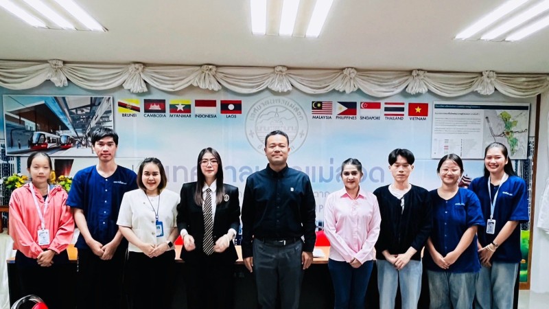 ต้อนรับและประชุมติดตามผลการฝึกประสบการณ์วิชาชีพสังคมสงเคราะห์ ของนักศึกษาร่วมกับ ผศ.ดร.ปริญญา หวันเหล็ม อาจาร์ยประจำคณะสังคมศาสตร์และการพัฒนาท้องถิ่น มหาวิทยาลัยราชภัฏพิบูลสงคราม