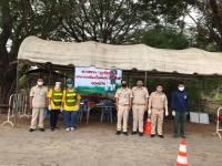 กองสวัสดิการสังคม ร่วมกับงานป้องกันและบรรเทาสาธารณภัย อสม.ชุมชน ร่วมปฏิบัติการตั้งด่าน จุดสกัด คัดกรอง การแพร่ระบาดของเชื้อไวรัส COVID 19