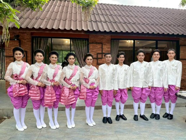 LINE_ALBUM_รำวงมาตรฐานม.1-6_260616_2