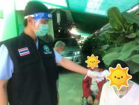 เจ้าหน้าที่คลินิกชุมชนอบอุ่นเทศบาลนครแม่สอด ออกติดตามกลุ่มเสี่ยงสัมผัสผู้ป่วยติดเชื้อไวรัสโคโรนา 2019 (COVID-19)ในเขตเทศบาลนครแม่สอด