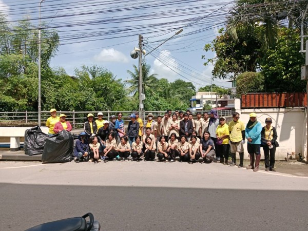 อาสาสมัครท้องถิ่นรักษ์โลก ชุมชนชุมพลพัฒนาร่วมกิจกรรมพัฒนาชุมชน