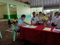 คลินิกชุมชนอบอุ่นฯ ออกให้บริการตรวจสุขภาพเด็กนักเรียนโรงเรียนเทศบาลวัดมณีไพรสณฑ์