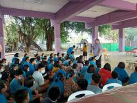 คลินิกชุมชนอบอุ่นฯ ออกให้บริการตรวจสุขภาพเด็กนักเรียนโรงเรียนเทศบาลวัดชุมพลคีรี