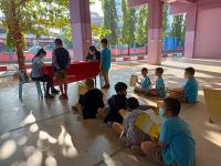 คลินิกชุมชนอบอุ่นฯ ออกให้บริการตรวจสุขภาพเด็กนักเรียนโรงเรียนเทศบาลวัดชุมพลคีรี