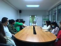 วันที่ 13 มกราคม พ.ศ. 2564 ผู้อำนวยการกองคลังประชุมร่วมกับ หัวหน้างาน หัวหน้าฝ่าย พนักงานจ้าง เรื่อง การประเมินผลการปฏิบัติงานประจำเดือนของพนักงานจ้าง