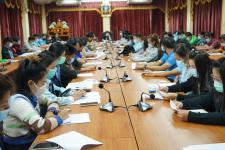 ประชุมพนักงานจ้างกองการศึกษา และพนักงานจ้างสถานศึกษาในสังกัดกองการศึกษา เทศบาลนครแม่สอด