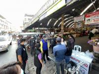 เทศบาลนครแม่สอด ร่วมกับฝ่ายปกครองอำเภอแม่สอด ออกตรวจตลาดตามมาตรการป้องกันโรคติดเชื้อไวรัสโคโรนา 2019 (COVID-19)