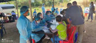 คลินิกชุมชนอบอุ่นฯ ร่วมดำเนินการค้นหาผู้ป่วย(โควิด-19) เชิงรุกในชุมชน หมู่บ้านแม่ปะ ต.แม่ปะ