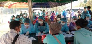 คลินิกชุมชนอบอุ่นฯ ร่วมดำเนินการค้นหาผู้ป่วย(โควิด-19) เชิงรุกในชุมชน หมู่บ้านแม่ปะ ต.แม่ปะ