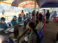 คลินิกชุมชนอบอุ่นฯ ร่วมดำเนินการค้นหาผู้ป่วย(โควิด-19) เชิงรุกในชุมชน หมู่บ้านแม่ปะ ต.แม่ปะ