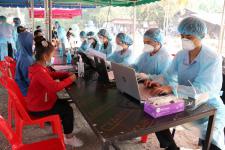 คลินิกชุมชนอบอุ่นฯ ร่วมดำเนินการค้นหาผู้ป่วย(โควิด-19) เชิงรุกในชุมชน หมู่บ้านแม่ปะ ต.แม่ปะ