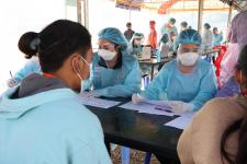 คลินิกชุมชนอบอุ่นฯ ร่วมดำเนินการค้นหาผู้ป่วย(โควิด-19) เชิงรุกในชุมชน หมู่บ้านแม่ปะ ต.แม่ปะ