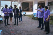 ผู้บริหารเทศบาลนครแม่สอดลงพื้นที่ตรวจเยี่ยมสถานศึกษา ในการเตรียมพร้อมในการเปิดเรียน