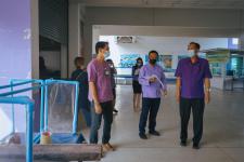 ผู้บริหารเทศบาลนครแม่สอดลงพื้นที่ตรวจเยี่ยมสถานศึกษา ในการเตรียมพร้อมในการเปิดเรียน