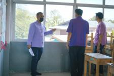 ผู้บริหารเทศบาลนครแม่สอดลงพื้นที่ตรวจเยี่ยมสถานศึกษา ในการเตรียมพร้อมในการเปิดเรียน