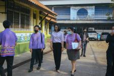 ผู้บริหารเทศบาลนครแม่สอดลงพื้นที่ตรวจเยี่ยมสถานศึกษา ในการเตรียมพร้อมในการเปิดเรียน