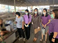 ลงพื้นที่บริเวณตลาดท่ารถแม่ระมาด พบหญิงสูงอายุประมาณ 60 กว่าปี อาศัยบริเวณดังกล่าวกว่า2เดือน 