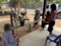 ลงพื้นที่ตลาดท่ารถแม่ระมาด และชุมชนสองแควสอง เพื่อติดตามเคสพร้อมประสานศูนย์คุ้มครองคนไร้ที่พึ่งจังหวัดตาก