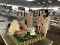 ลงพื้นที่ติดตามผู้สูงอายุอย่างต่อเนื่อองตลาดท่ารถแม่ระมาด พร้อมประสานศูนย์คุ้มครองคนไร้ที่พึ่งจังหวัดตาก 