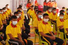 พิธีเปิดโครงการรณรงค์ป้องกันยาเสพติดในสถานศึกษา โรงเรียนกีฬาเทศบาลนครแม่สอด