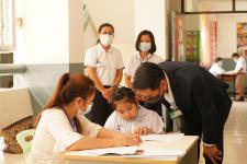 คณะกรรมการตรวจเยี่ยมสนามสอบ การประเมินความสามารถมารถด้านการอ่านของผู็เรียน (RT) ชั้นประถมศึกษาปีที่ 1 ปีการศึกาา 2563 ได้ลงพื้นที่ตรวจเี่ยมสนามสอบ