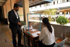 คณะกรรมการตรวจเยี่ยมสนามสอบ การประเมินความสามารถมารถด้านการอ่านของผู็เรียน (RT) ชั้นประถมศึกษาปีที่ 1 ปีการศึกาา 2563 ได้ลงพื้นที่ตรวจเี่ยมสนามสอบ