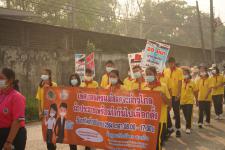 กองการศึกษาร่วมเดินรณรงค์ให้ประชาชนไปใช้สิทธิเลือกตั้ง