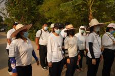 กองการศึกษาร่วมเดินรณรงค์ให้ประชาชนไปใช้สิทธิเลือกตั้ง