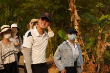 กองการศึกษาร่วมเดินรณรงค์ให้ประชาชนไปใช้สิทธิเลือกตั้ง