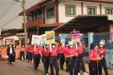 กองการศึกษาร่วมเดินรณรงค์ให้ประชาชนไปใช้สิทธิเลือกตั้ง