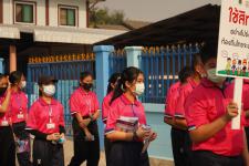กองการศึกษาร่วมเดินรณรงค์ให้ประชาชนไปใช้สิทธิเลือกตั้ง