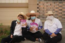 กองการศึกษาร่วมเดินรณรงค์ให้ประชาชนไปใช้สิทธิเลือกตั้ง