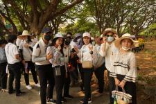 กองการศึกษาร่วมเดินรณรงค์ให้ประชาชนไปใช้สิทธิเลือกตั้ง