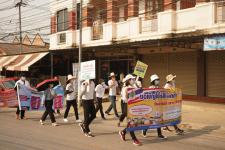 กองการศึกษาร่วมเดินรณรงค์ให้ประชาชนไปใช้สิทธิเลือกตั้ง